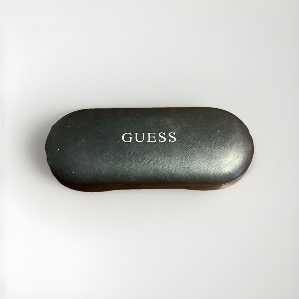 Guess Eyeglass/Sunglasses Hard Clamshell Case Black Smooth‎ Faux Leather GUC